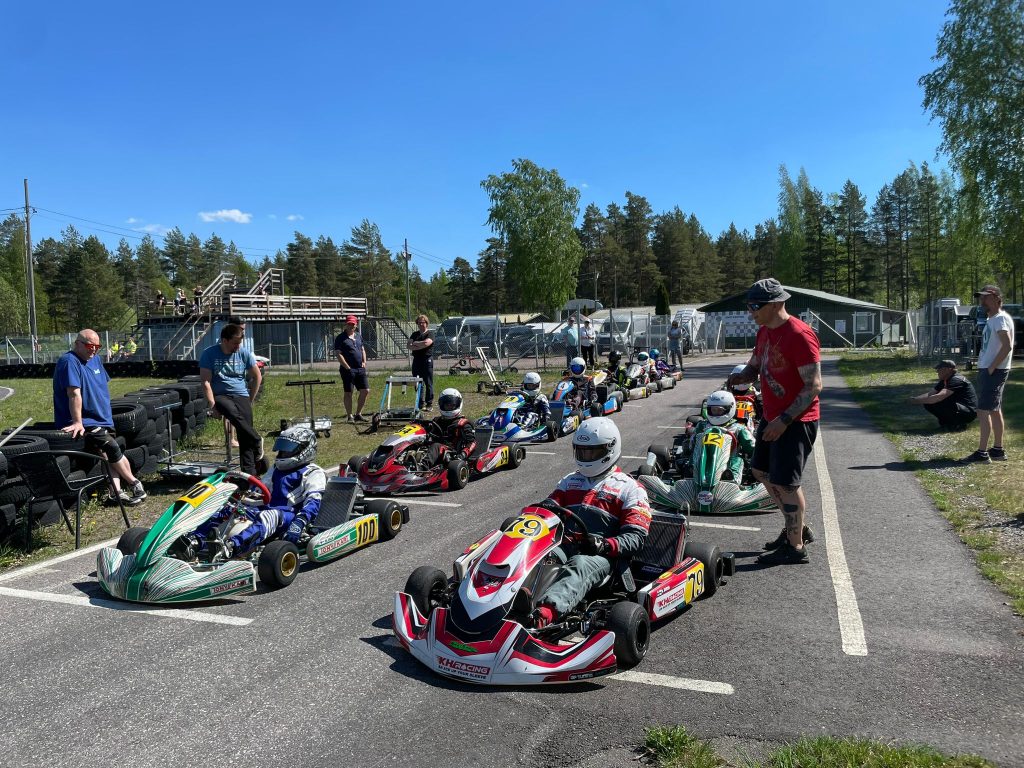 karting kilpailut , lähtö